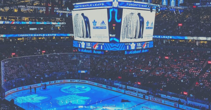 Toronto: Toronto Maple Leafs Game Ticket at Scotiabank Arena - Getting into Scotiabank Arena with a mobile ticket