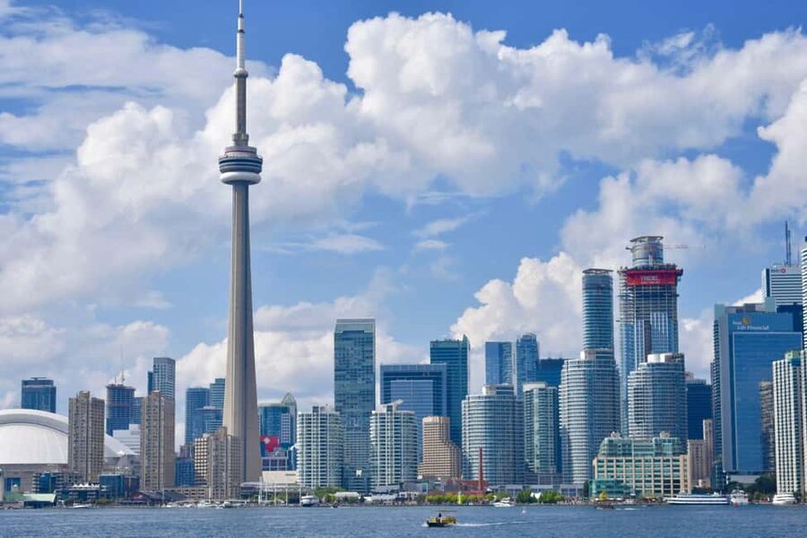 Toronto: True Tales of Toronto Harbour Audio Boat Tour - Key points to know before boarding