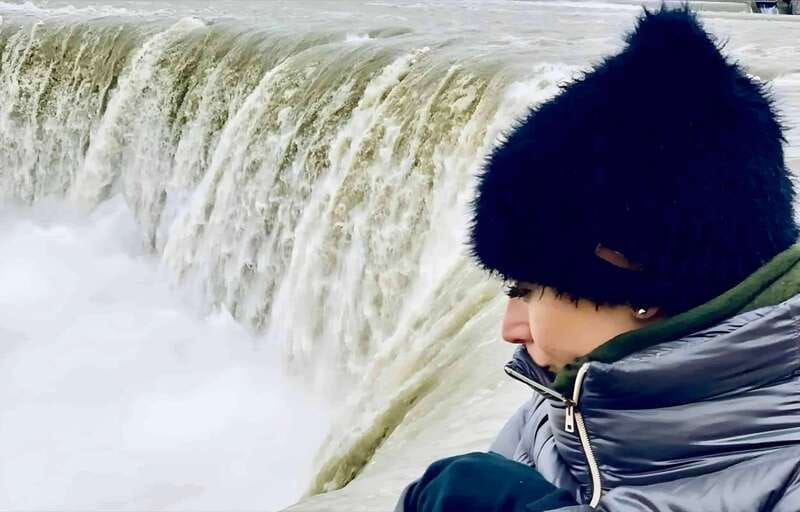 Toronto: Winter Niagara Falls Tour with Attractions Package - Why a winter day trip works well