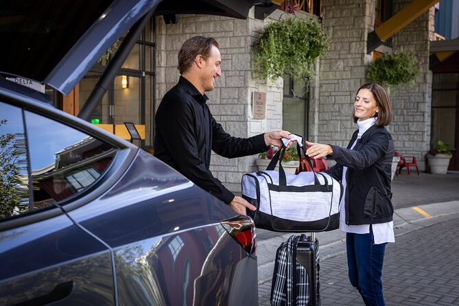 Vancouver Airport to Whistler Private Transfer - Following the Sea to Sky Highway
