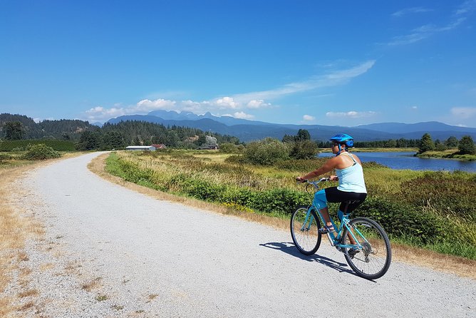 Vancouver Biking and Hiking Tour including Lunch - Baden-Powell Trail: pretty, active, and not entirely effortless