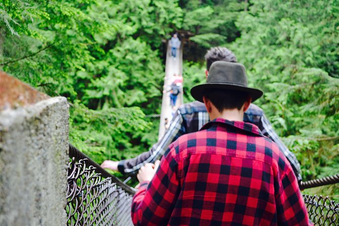Vancouver Biking and Hiking Tour including Lunch - Lynn Canyon and the 150-foot suspension bridge