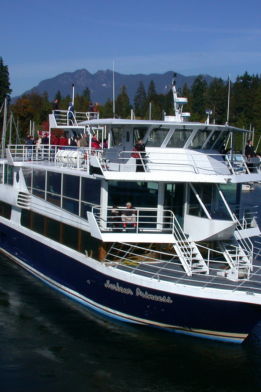 Vancouver Brunch Cruise - What arrives at the brunch buffet