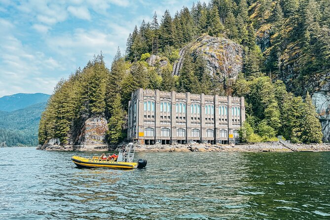 Vancouver City and Waterfall Waterfront Sightseeing Boat Tour - Coal Harbour, Stanley Park, and English Bay from the water