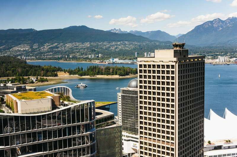 Vancouver: Entry Ticket for the Vancouver Lookout - Why the Vancouver Lookout works well on your first day