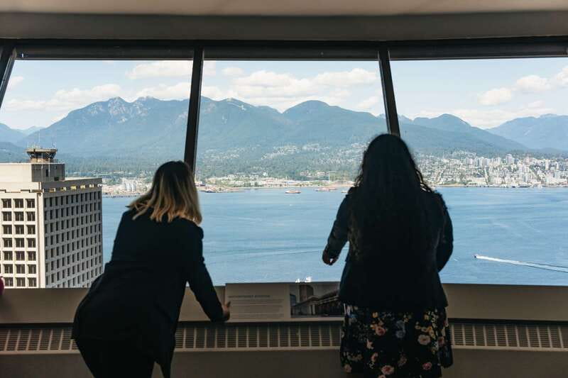 Vancouver: Entry Ticket for the Vancouver Lookout - Walking the deck and reading the city