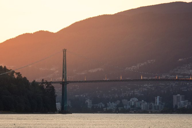 Vancouver Evening Dinner Cruise - Dinner begins soon after departure