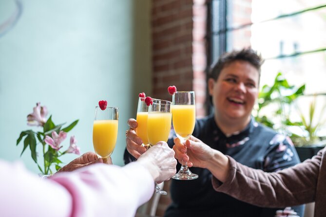 Vancouver Gastown Brunch Tour: A Morning of Local Flavours - Stories in Gastown between bites