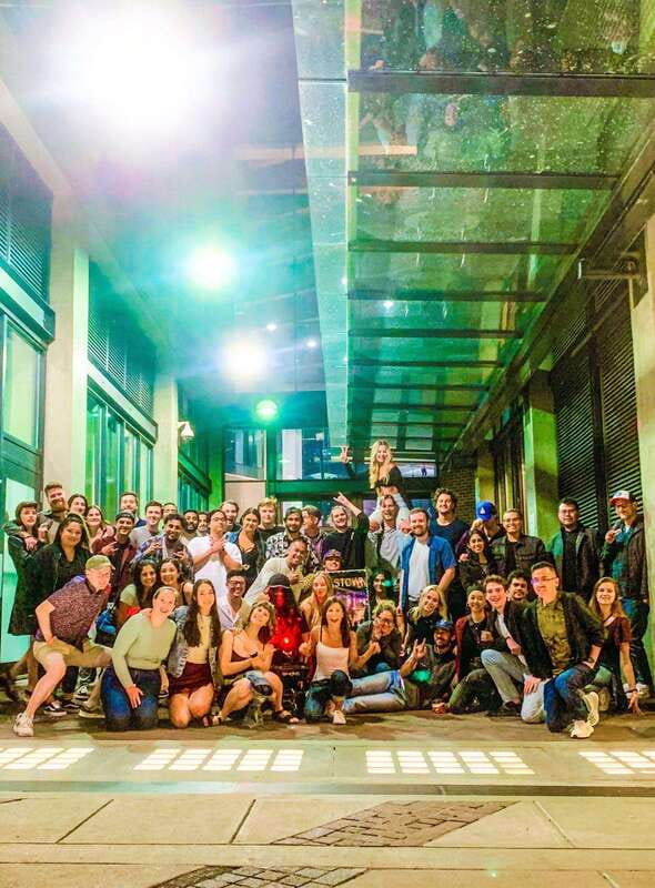 Vancouver: Gastown Pub Crawl - The 8:45 PM Start and the Group Dynamic