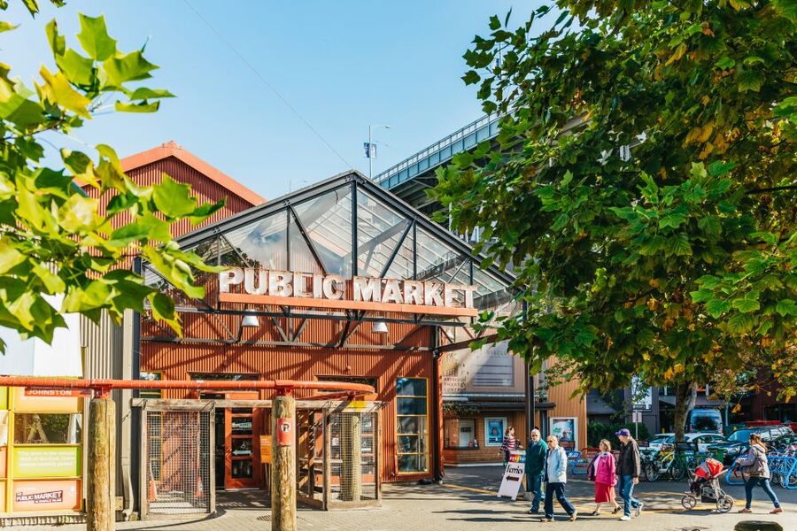 Vancouver: Hop-on Hop-off Sightseeing Tour with 10 Stops - Granville Island is the best food and shopping break