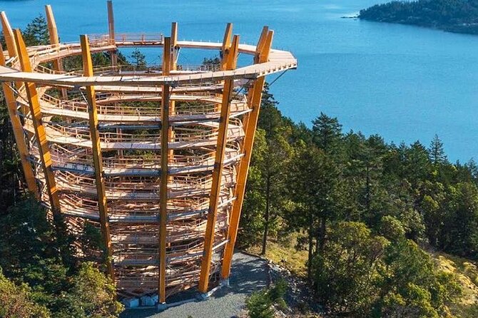 Vancouver Island, Butchart, Malahat 2-Day Tour in Chinese/English - Mile Zero and a night in Victoria