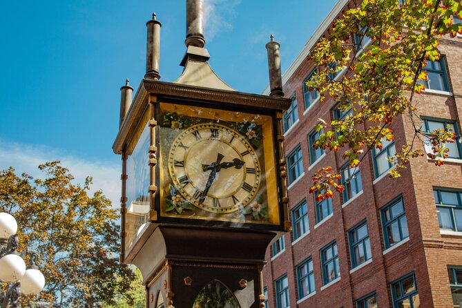 Vancouver Old Town Treasure Hunt: Self-Guided Walking Game - Solving clues around Waterfront Station and the Steam Clock