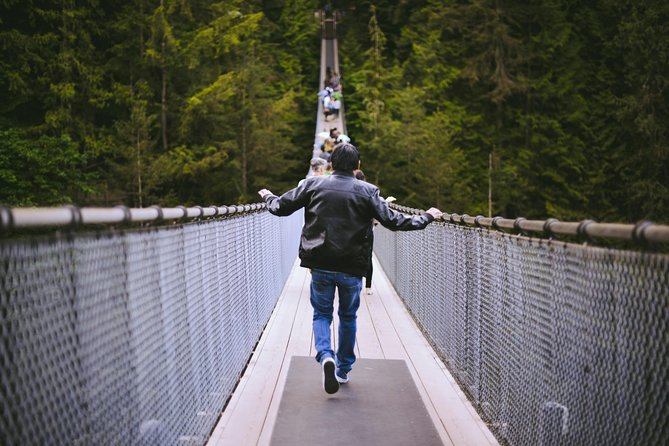 Vancouver Premium Tour: Capilano Bridge + Grouse Mountain Lunch - Lunch at Altitudes Bistro, with one important detail