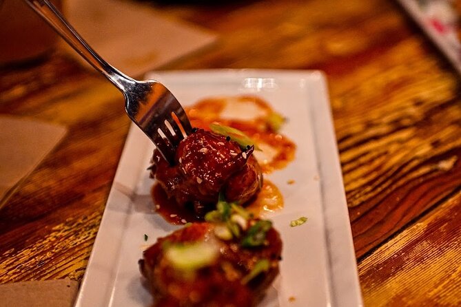 Vancouver Private Food Tour – Taste 6+ Local Dishes & Fresh Sushi - What the private guide adds