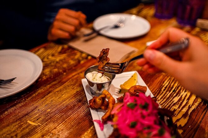 Vancouver Private Food Tour – Taste 6+ Local Dishes & Fresh Sushi - The Steam Clock and Gastown’s most photographed corner
