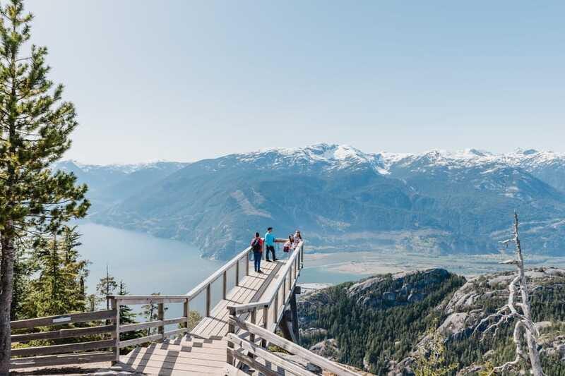 Vancouver: Sea to Sky Gondola and Whistler Day Trip - The guide can turn highway time into part of the tour