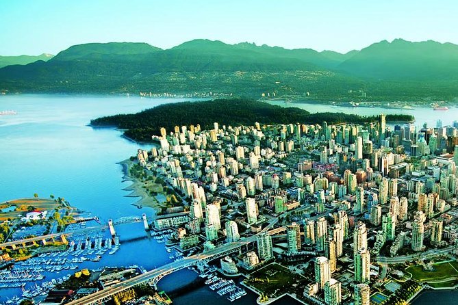 Vancouver Sightseeing and Suspension Bridge Small Group Tour - Why the small group matters