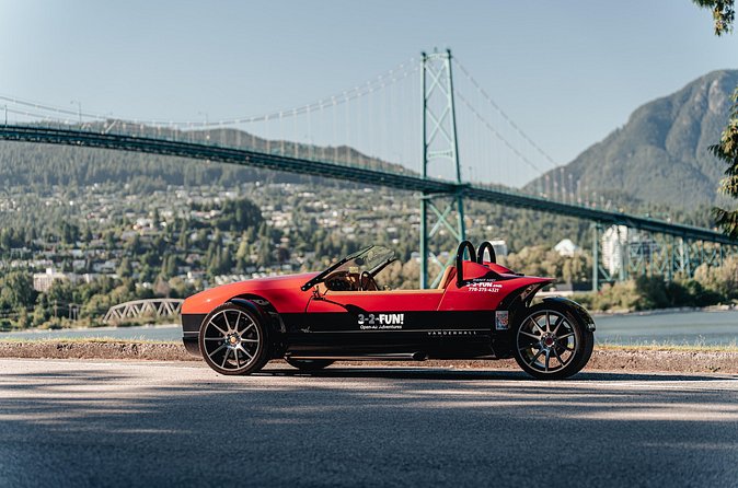 Vancouver Signature Highlights Open Air Roadster Tour - Granville Island and the Public Market