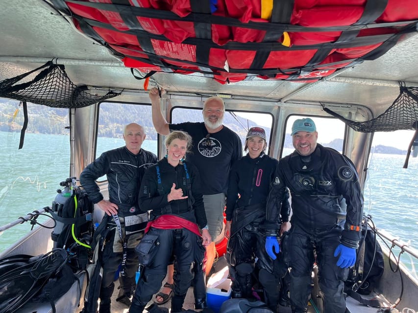 Vancouver: Snorkeling Seals Kayaking Scenic Boat Tour - A warm finish after cold water