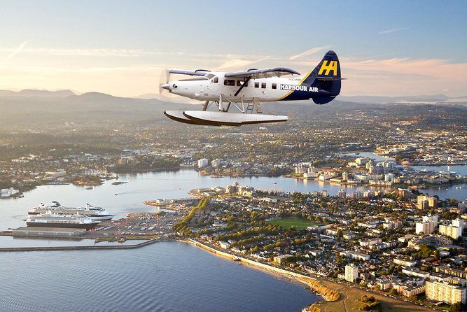 Vancouver to Victoria Day Trip by Seaplane + Butchart Gardens - The coach ride to Butchart Gardens