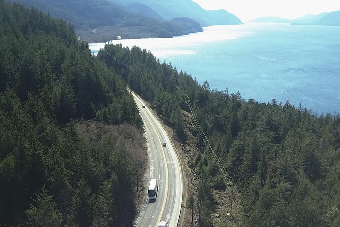 Vancouver to Whistler by EXECUTIVE Bus (Single Trip) - Why the small group size helps