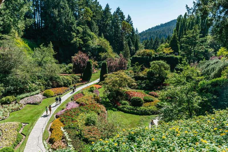 Vancouver: Victoria, Gulf Islands Cruise, & Butchart Gardens - A short guided look at Victoria