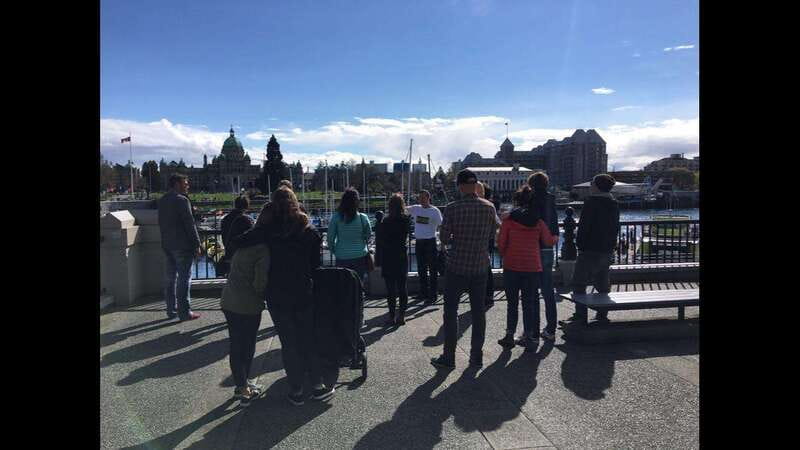 Victoria: 2-Hour Food and History Tour with Tastings - Key points at a glance