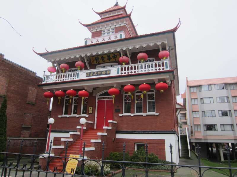 Victoria: 2-Hour Food and History Tour with Tastings - Why this two-hour Victoria tour works