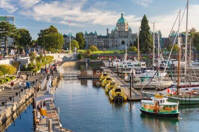 Victoria and Butchart Gardens Day Trip from Vancouver