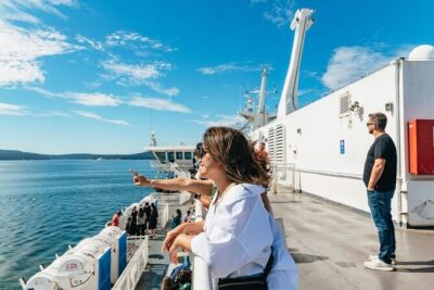 Victoria & Butchart Gardens Tour with Gulf Islands Cruise Ferry