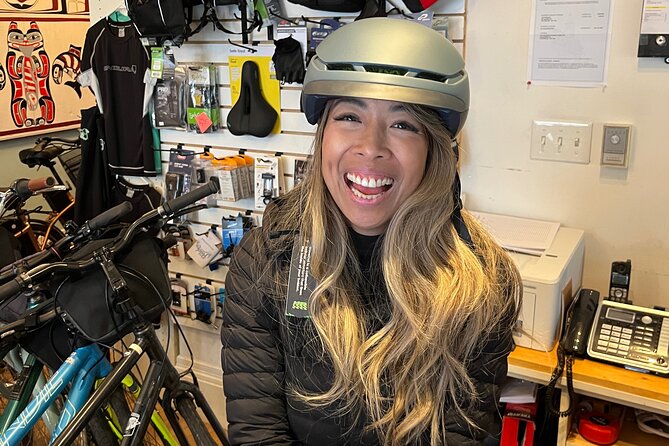 Victoria City Highlights E-Bike Tour - Hoods & Legends - Government House and Rockland: Victoria’s polished residential side