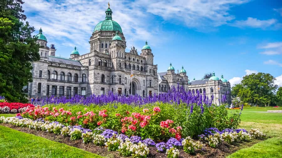 Victoria: Driving Tour w/ Malahat Skywalk & Butchart Gardens - Why this 6.5-hour Victoria tour works well