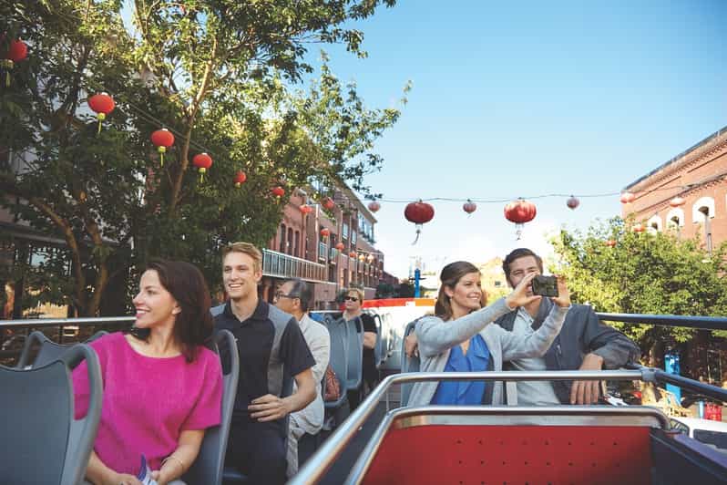 Victoria: Hop-On-Hop-Off Sightseeing Bus Tour - The downtown and waterfront stops