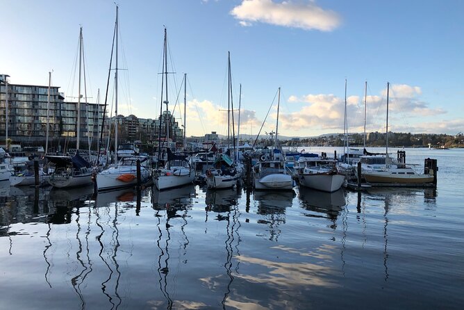 Victoria Scavenger Hunt and City Highlights Walking Tour - Two hours, or longer if you take breaks