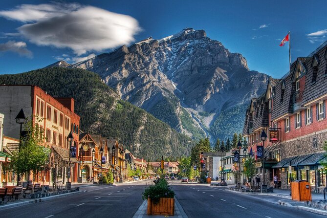 Virtual Tour: Banff, Lake Louise & Moraine Lake - Banff Avenue gives you a useful starting point