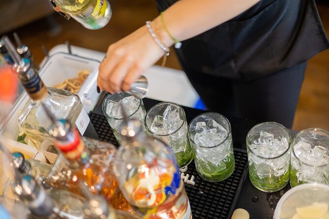 Walking Food Tour in Niagara Falls - Havana Restaurant and Cocktail Lounge brings music and mojitos