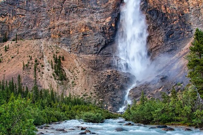 Waterfalls, Lakes & Hidden Gems – Yoho Adventure from Calgary - Wapta Falls is the day’s best reward for effort