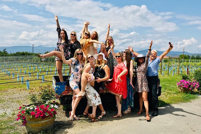 West Kelowna Gallery Of Grapes Wine Tour - Transportation, pickup, and group size