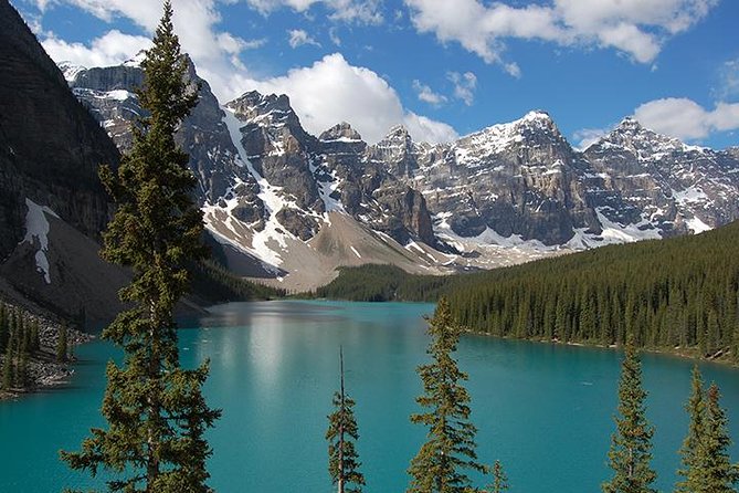 Western Classic - One Way Calgary To Vancouver Rockies Bus Tour - Lake Louise and Moraine Lake in one busy afternoon