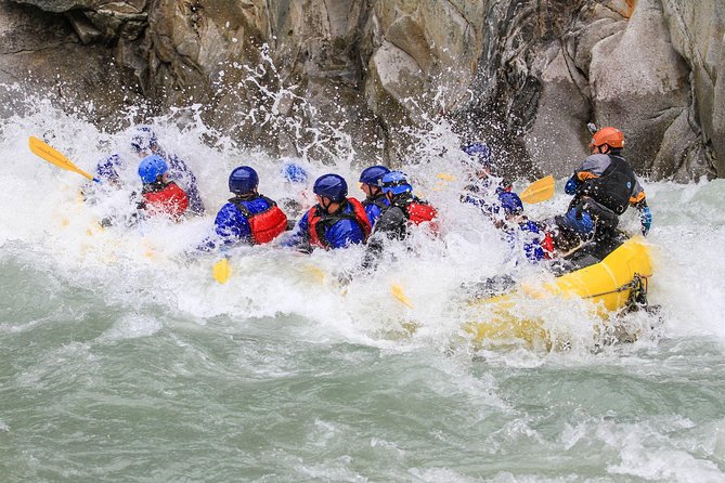 Wet and Wild Elaho Exhilarator Rafting - The quiet stretches and Squamish Valley views
