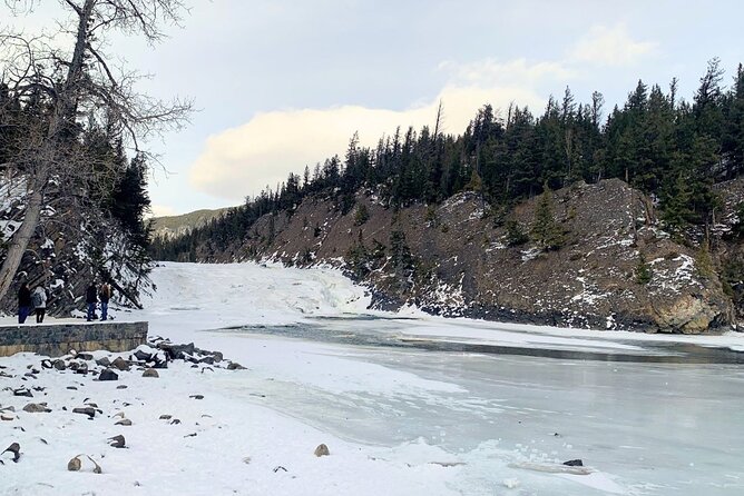Winter 5 Days- Banff, Yoho, Icefields, Canyon & Gondola - Cancellation and booking details worth noticing