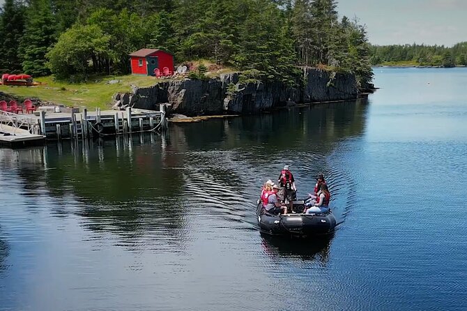 Zodiac Coastal Tour with Naturalist Guide: Lunenburg - Who should book this outing?
